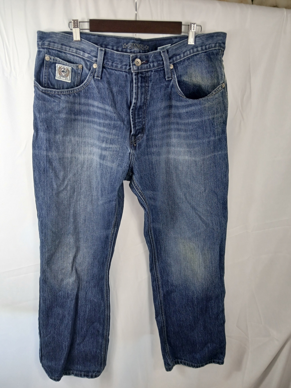 Cinch Men's Distressed Blue Relaxed Jeans